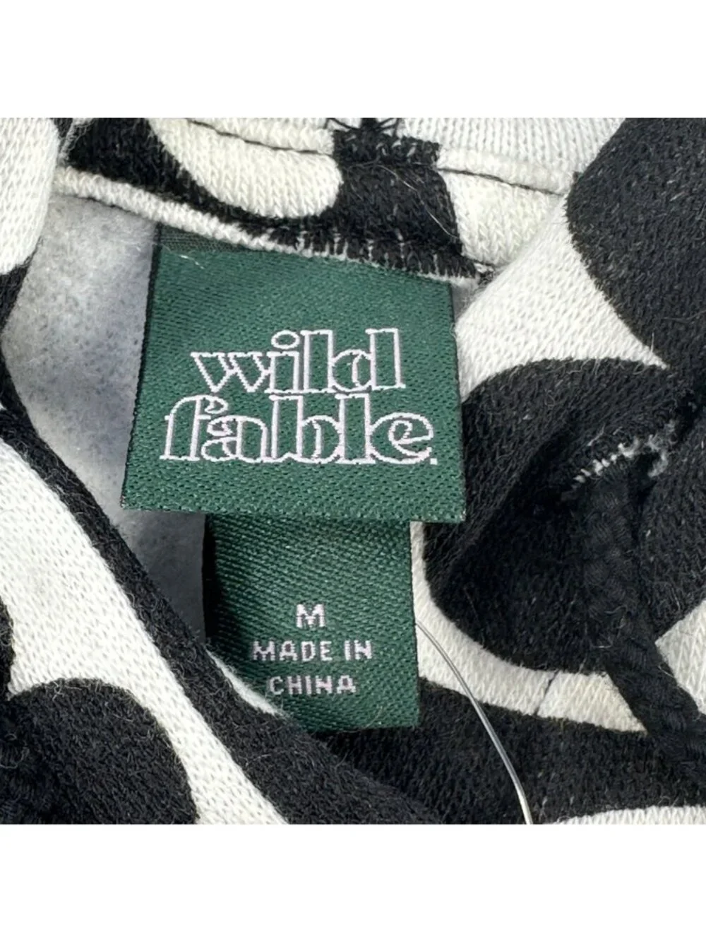 Wild Fable Women's Size Medium Hoodie Cropped Black White Floral Squares New - Picture 5 of 14